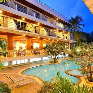 Samui First House Hotel